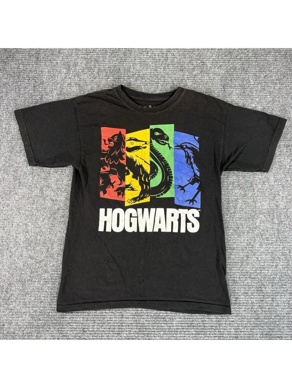 Official Harry Potter Hogwarts T-Shirt Black Multicolor Size XL Comfy Teacher
